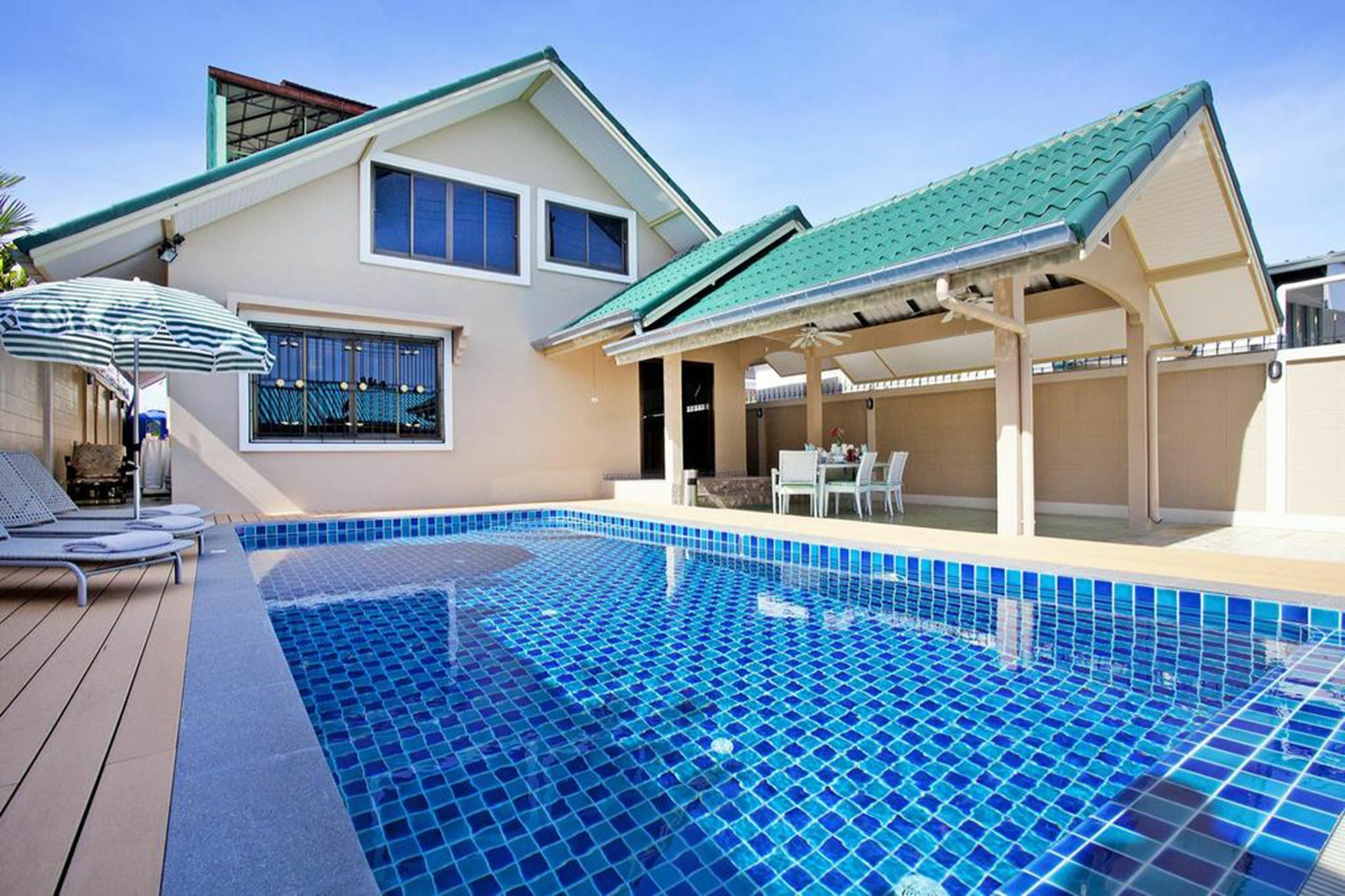 Pool Villa Tanzanite Near Walking Street Патая Екстериор снимка